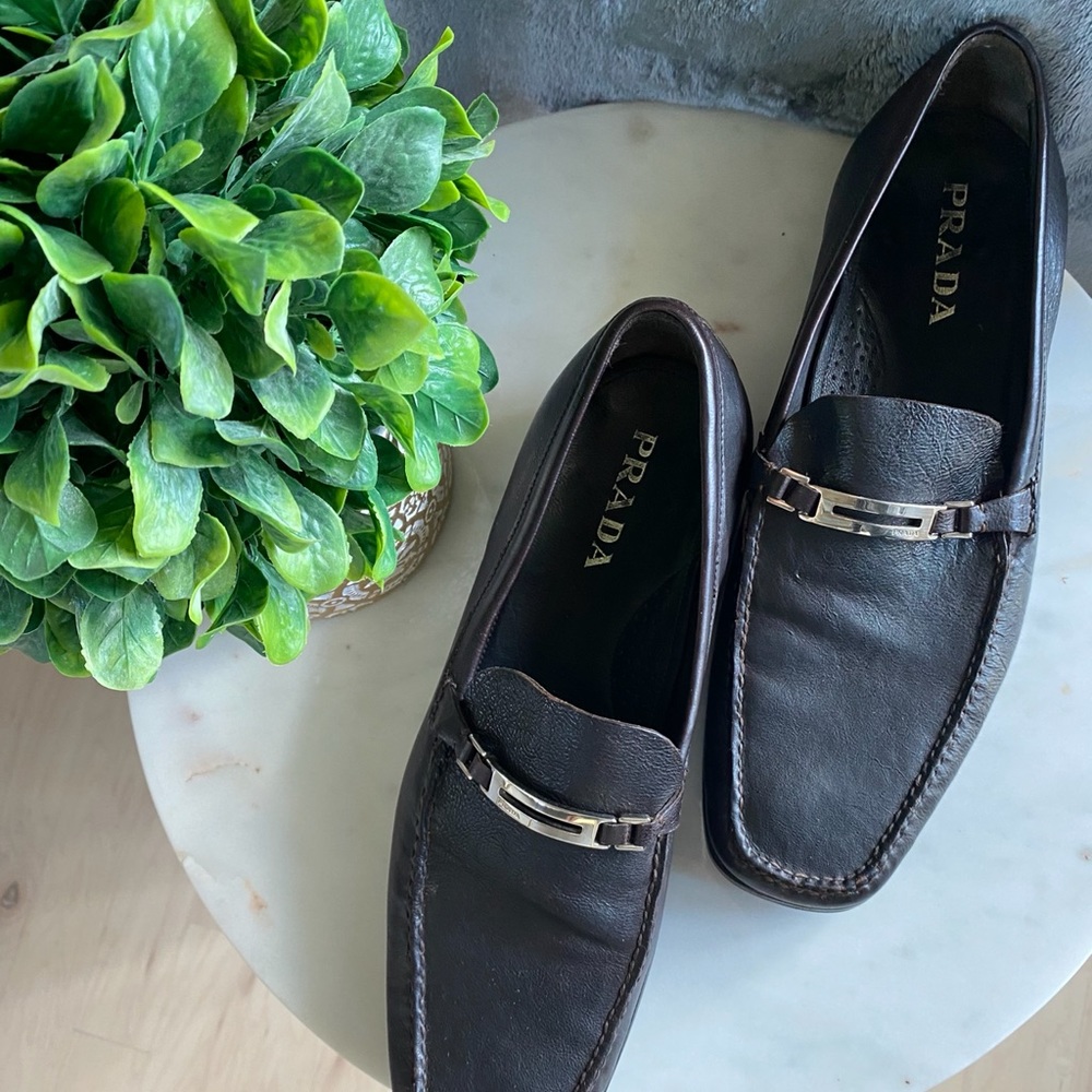 PRADA Men’s Brown Leather Silver Logo Loafers
